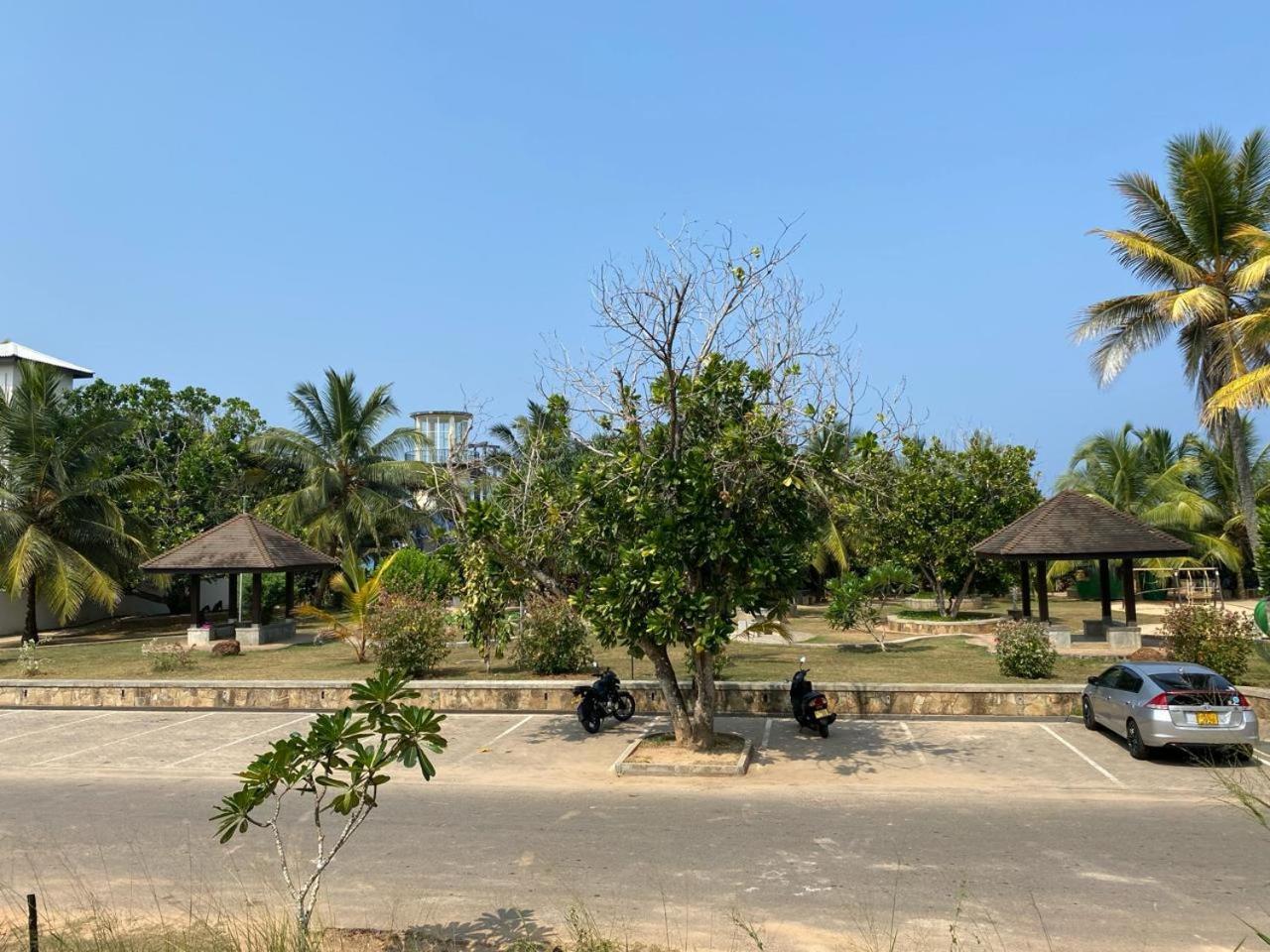 New Bimal Villa Bentota Exteriör bild