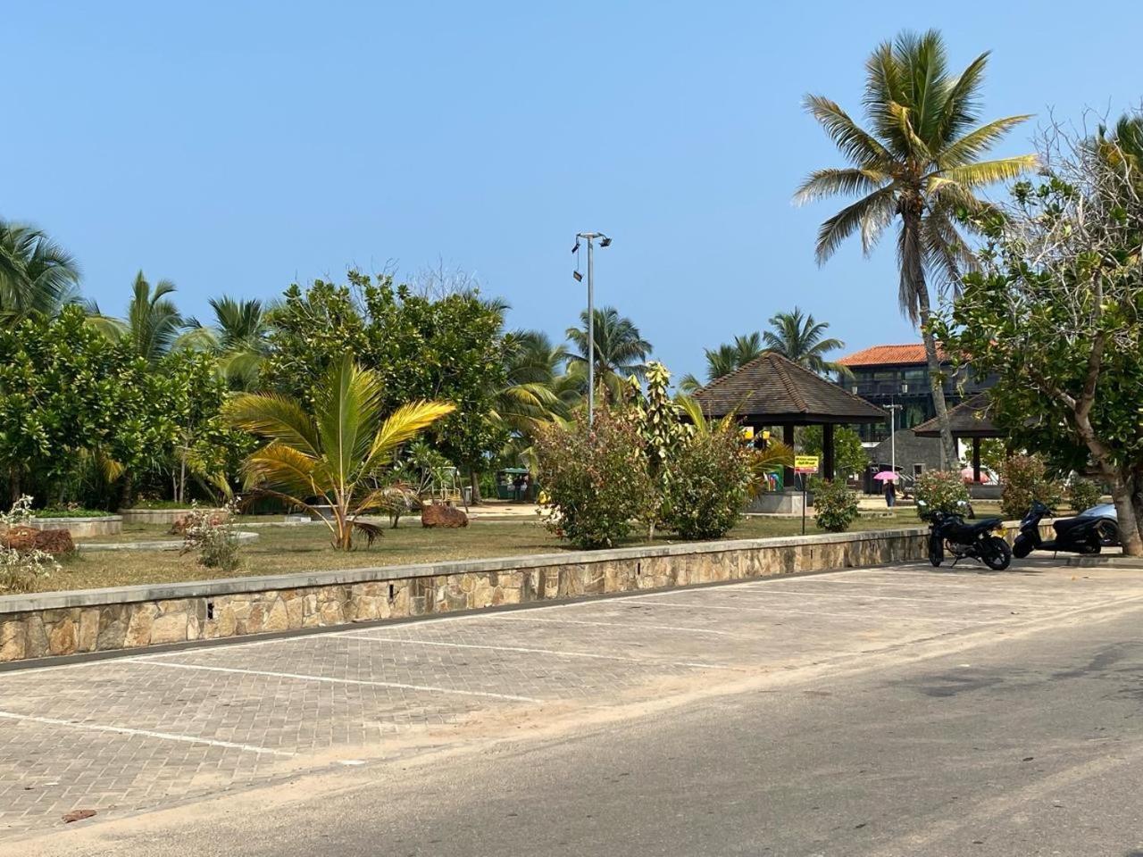 New Bimal Villa Bentota Exteriör bild