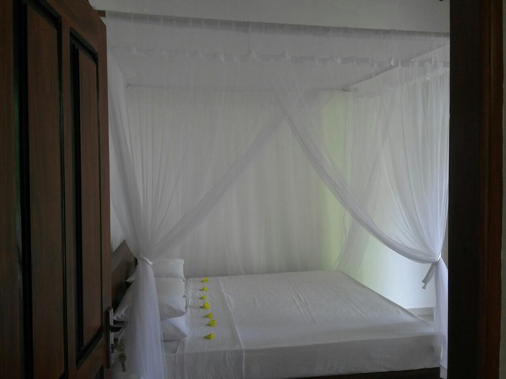 New Bimal Villa Bentota Exteriör bild
